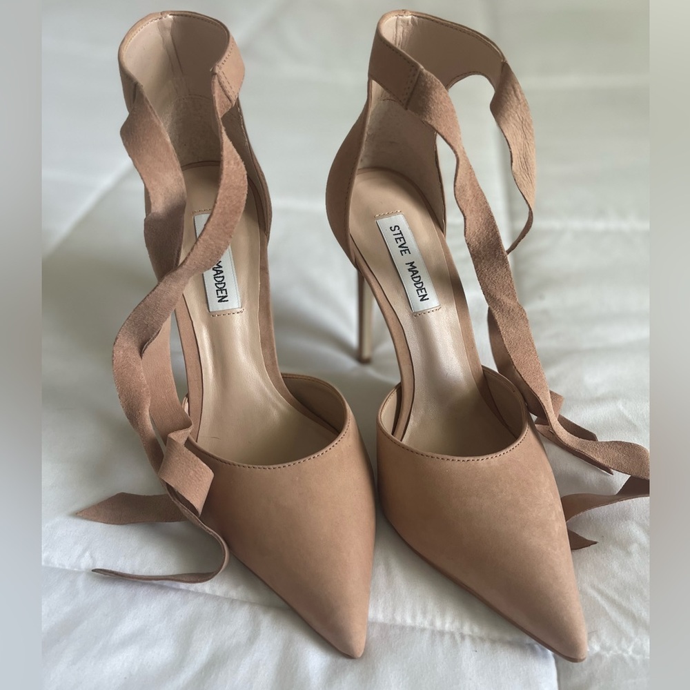 Steve Madden Tie Up Heels
